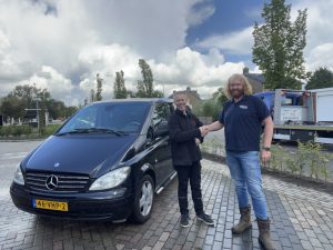 Een verkoop van een bestelwagen